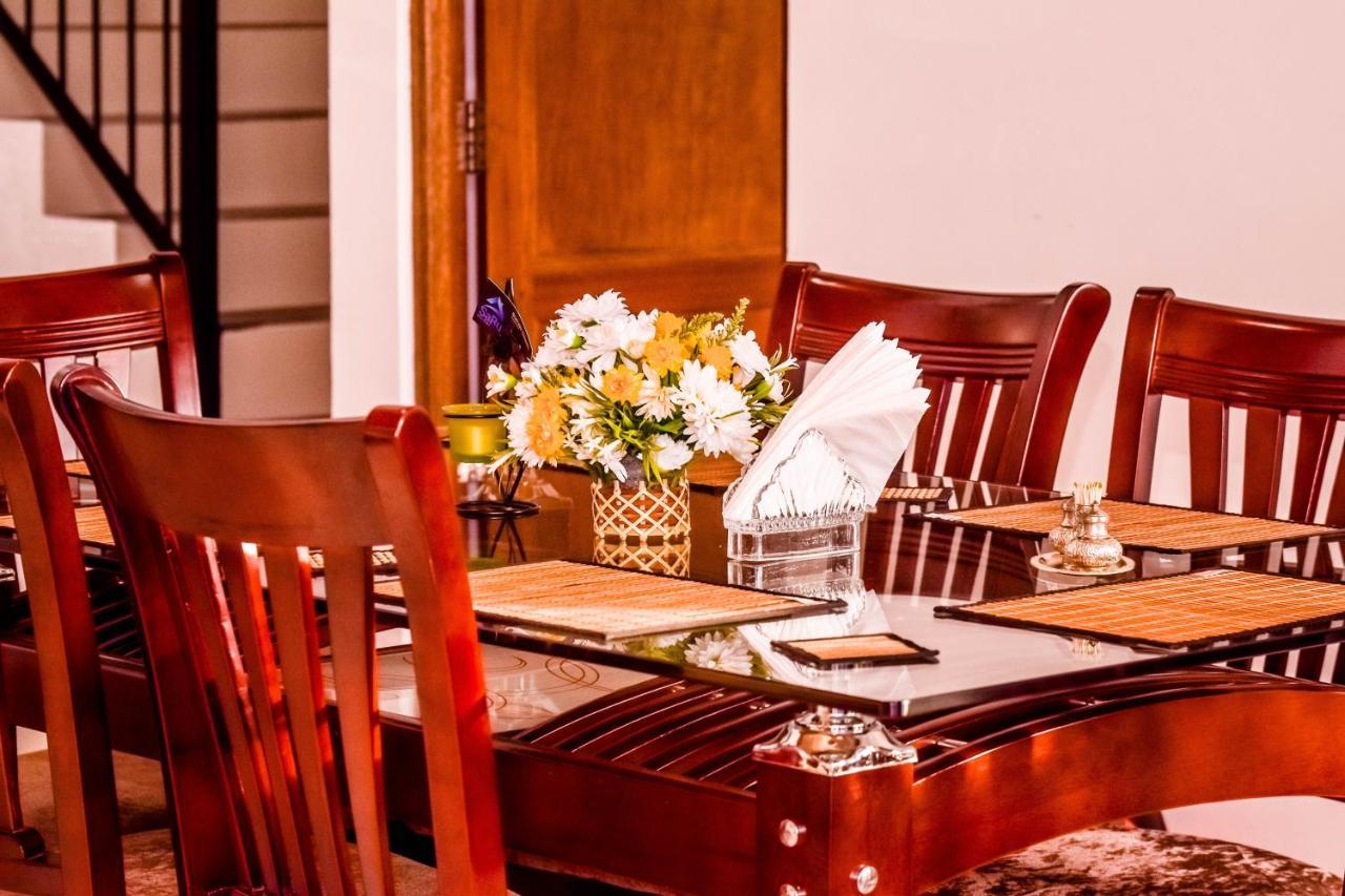Saru Holiday Apartment - Up To 6 Guests Kandy Eksteriør billede